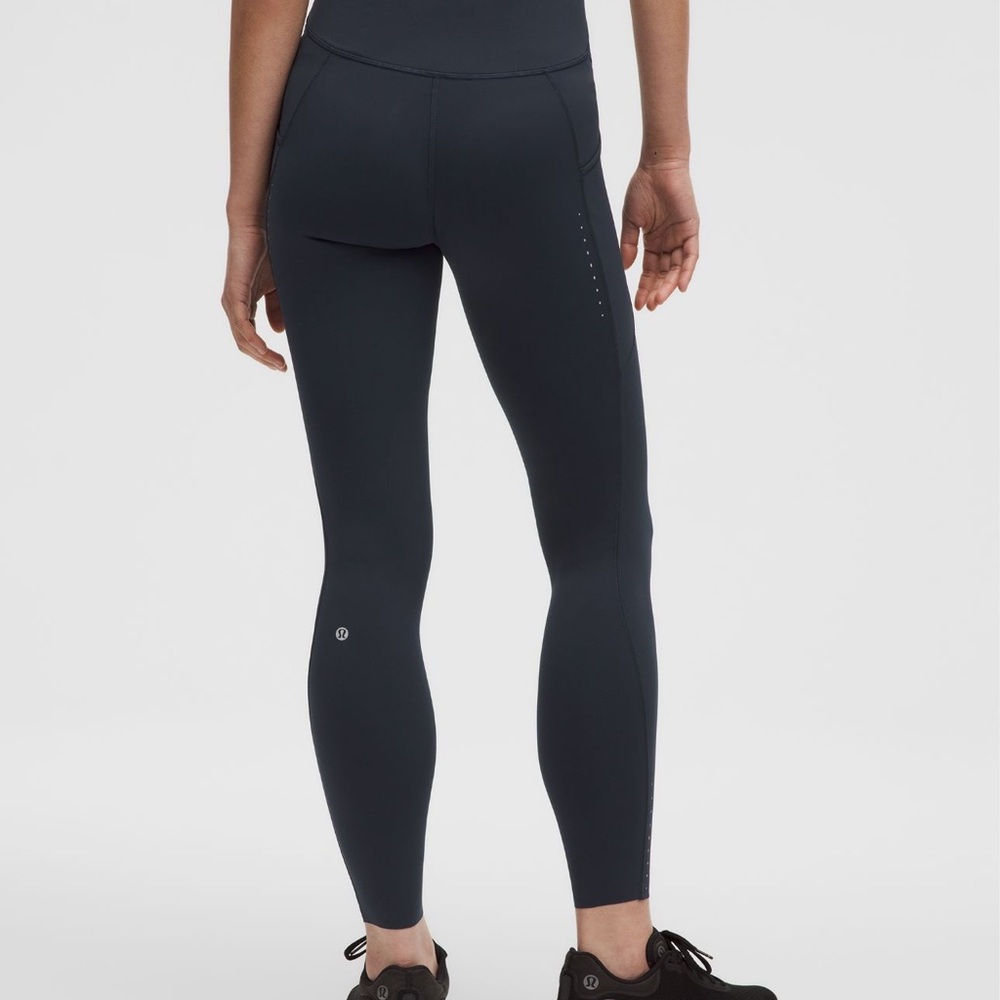 Fast and Free 28 inch size 16 tights with pockets